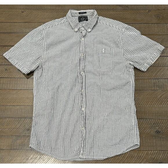 Artistry in Motion - Slim Fit Striped Button Down Short Sleeve Shirt - Men’s M - Picture 1 of 9